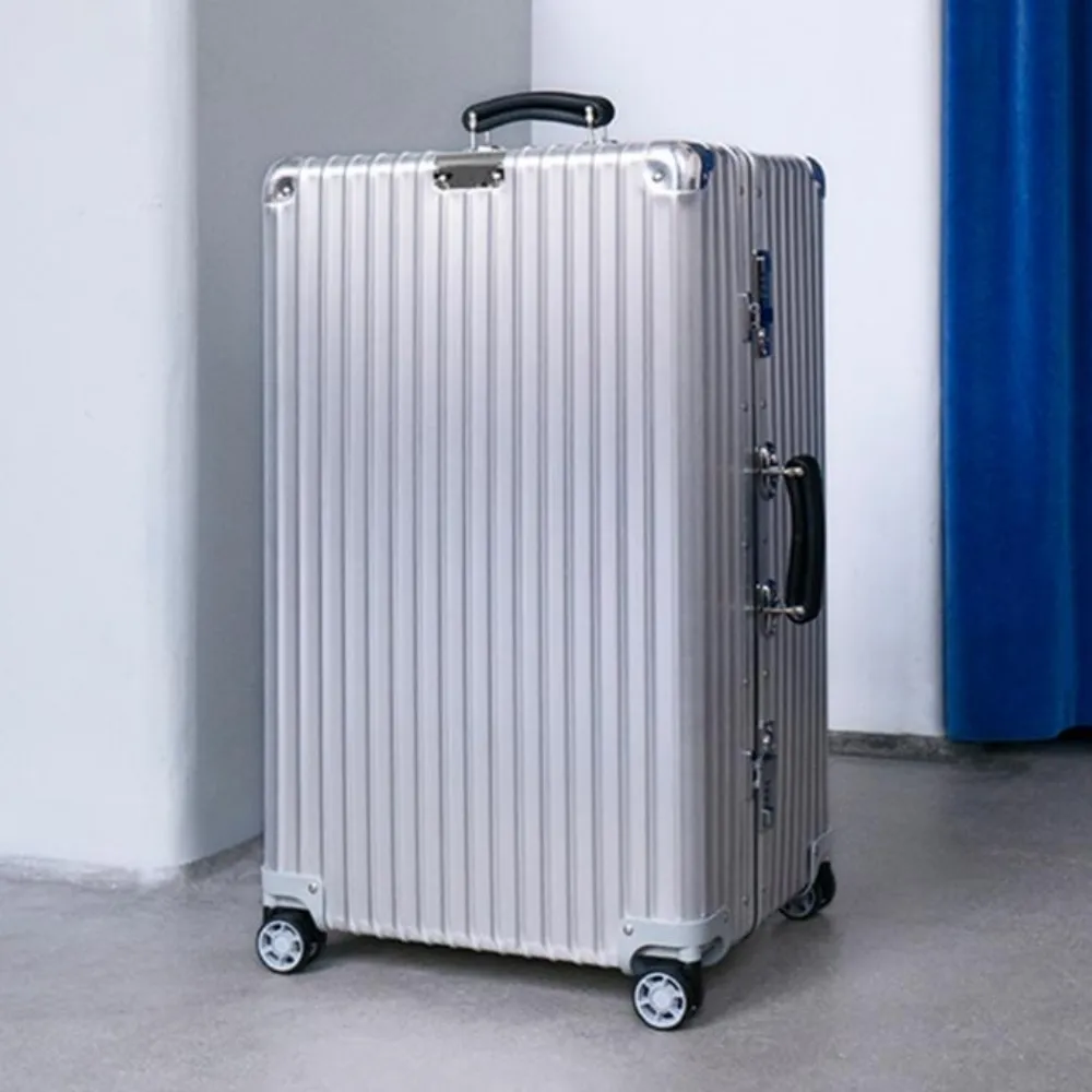 여행용 캐리어 30인치 리모와 클래식 트렁크 캐리어